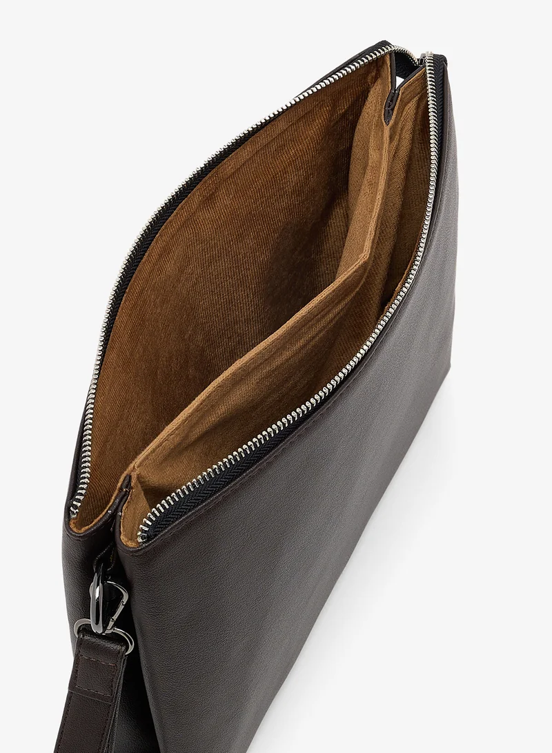 Robert Wood  zip detail toiletry bag for Men | Best Price UAE