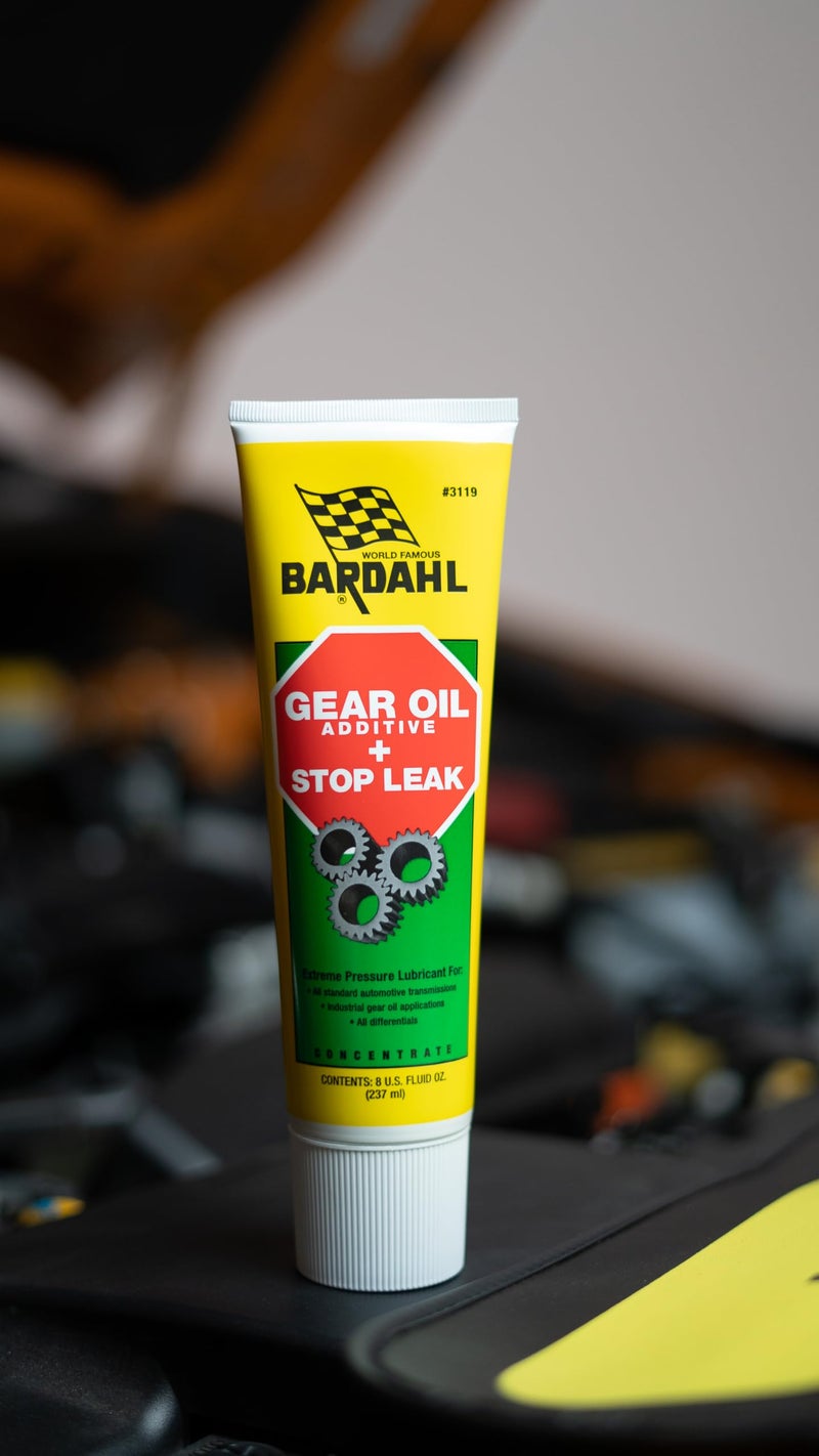 Bardahl 3119 Gear Oil Additive + StopLeak - Extreme Pressure Lubricant Extends Gear Life and Stops Leaks by Conditioning Seals - 8 oz. (Pack of 1) - Image 2