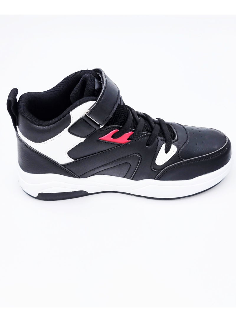 High-quality athletic and school shoes for both genders, in attractive colors and a stylish design. - Image 2