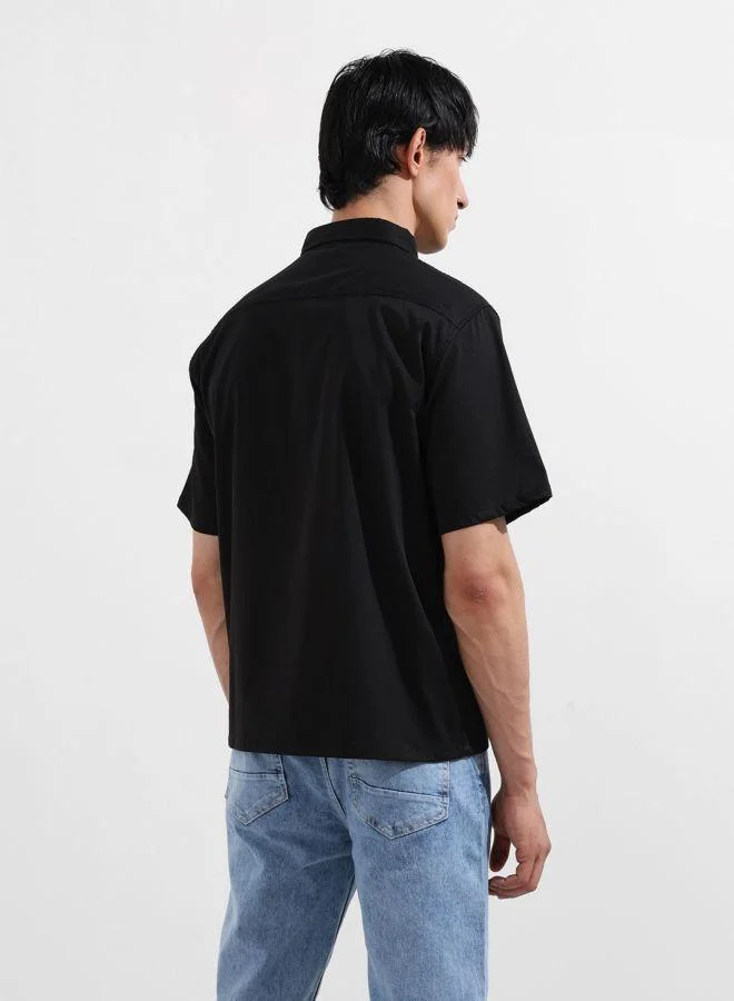 شركة المرآب الهندية Men Boxy Fit Batman Printed Cutaway Collar Half Sleeves Shirt