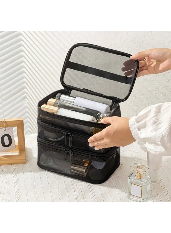 حقيبة مكياج محمولة لون اسود سعة كبيرة عدد 3 ادوار متعددة الاستخدامات من النايلون شبكية قابلة للطي و مقاومة للبقع مع سحاب اسود و مقبض يد علوي لسهولة الحمل تحافظ على مستحضرات التجميل و فرش المكياج و الإكتسسوارات سهل التنظيف و واسعة متعددة الاستخدامات 3 اطباق لتنظيم وحفظ المكياج او العطور او الإكتسسوارات اوالساعات او الاقلام او المقتنيات الشخصية مناسبة في السفر و التنقلات و الاستخدام اليومي مثالية للهدايا هدية لأم او الزوجة او الابنه او الصديقة - Image 4