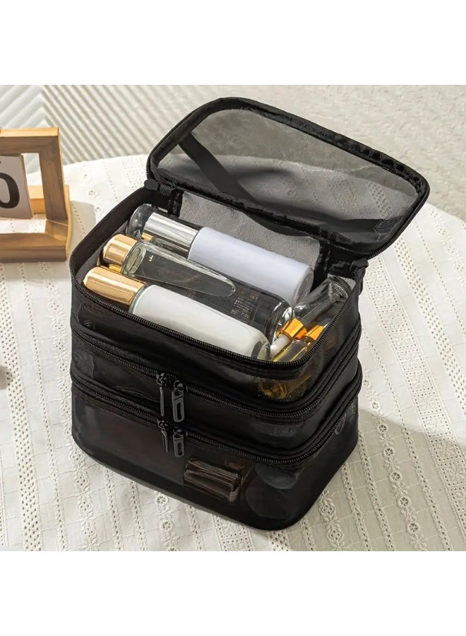 حقيبة مكياج محمولة لون اسود سعة كبيرة عدد 3 ادوار متعددة الاستخدامات من النايلون شبكية قابلة للطي و مقاومة للبقع مع سحاب اسود و مقبض يد علوي لسهولة الحمل تحافظ على مستحضرات التجميل و فرش المكياج و الإكتسسوارات سهل التنظيف و واسعة متعددة الاستخدامات 3 اطباق لتنظيم وحفظ المكياج او العطور او الإكتسسوارات اوالساعات او الاقلام او المقتنيات الشخصية مناسبة في السفر و التنقلات و الاستخدام اليومي مثالية للهدايا هدية لأم او الزوجة او الابنه او الصديقة - Image 3