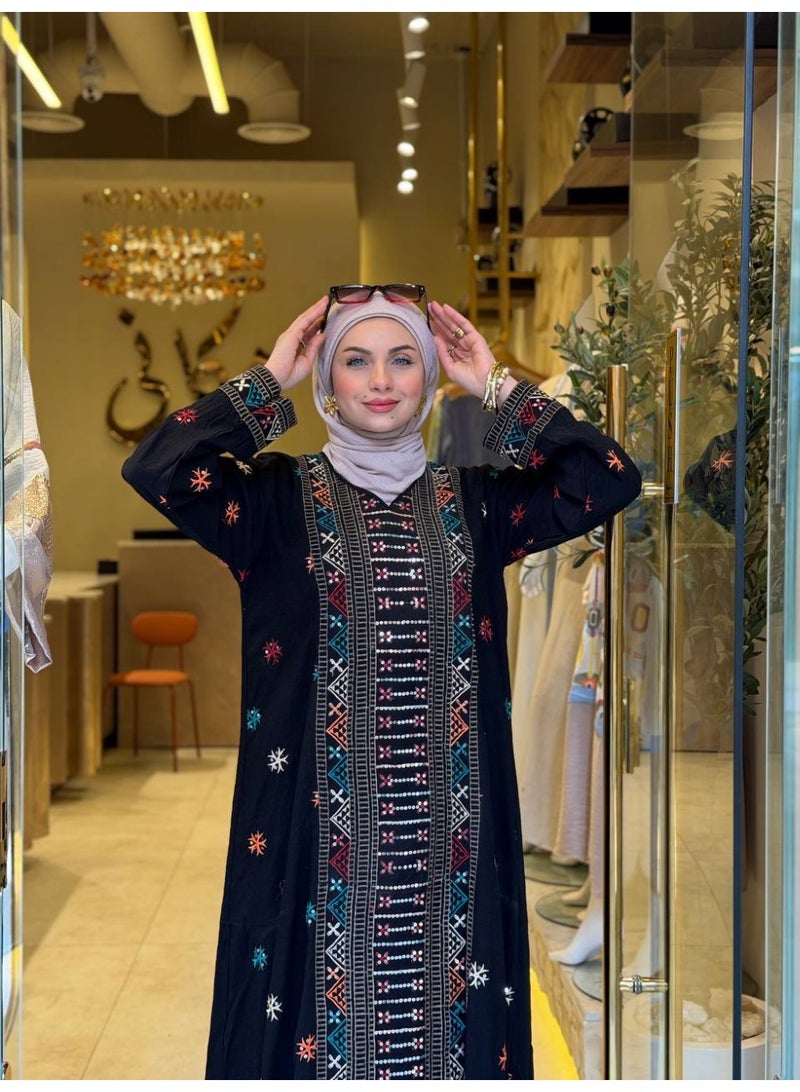 Luxurious Spanish linen abaya, suitable for going out and receiving guests - hand-embroidered - perfect for special occasions - Image 4