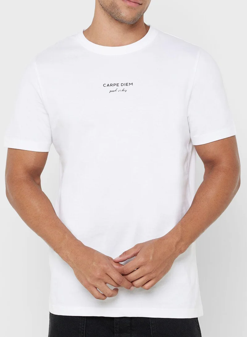FAV Text Print Crew Neck T-Shirt