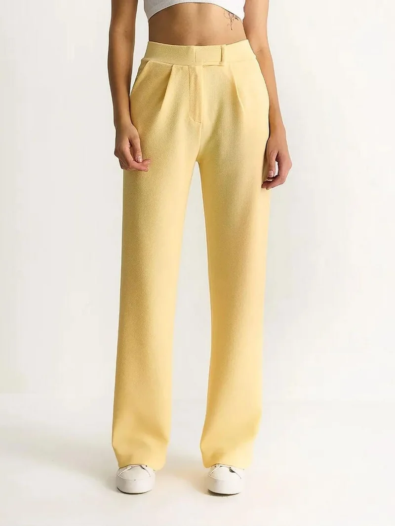 Bianco Lucci High Waist Wide Leg Pleated Trousers