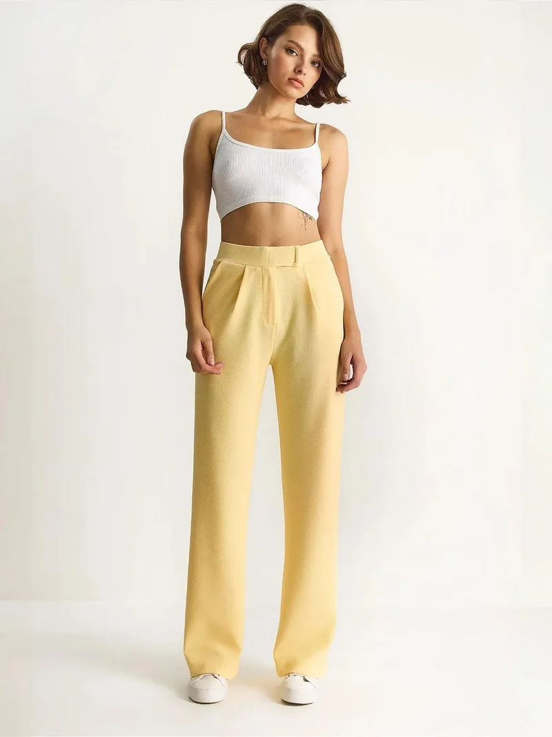 Bianco Lucci High Waist Wide Leg Pleated Trousers