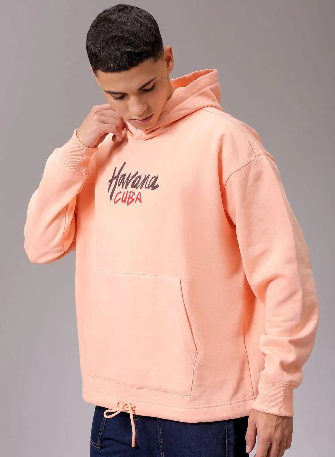 ذا انديان كراج كو Men Oversized Placement Print Overhead Hooded Sweatshirt