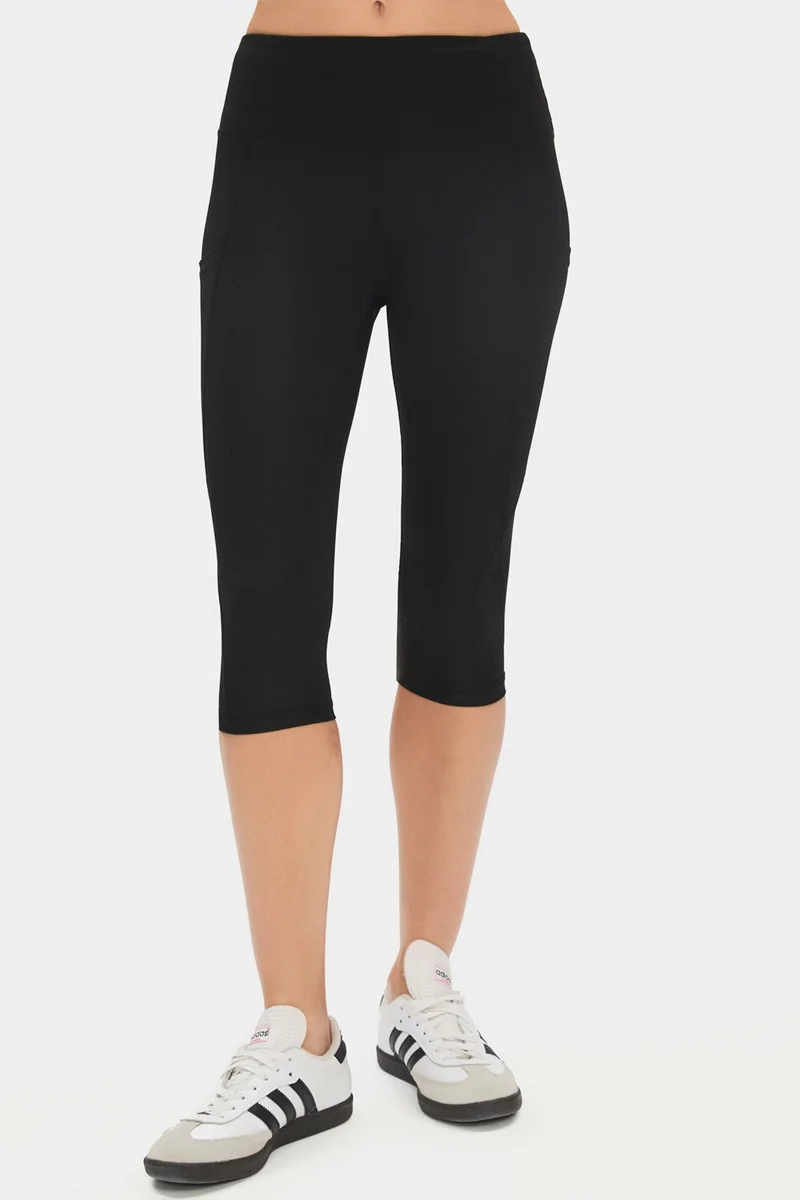 JOYSTAR Women's High Waist Slimming Double Pocket Knee Length Capri Leggings