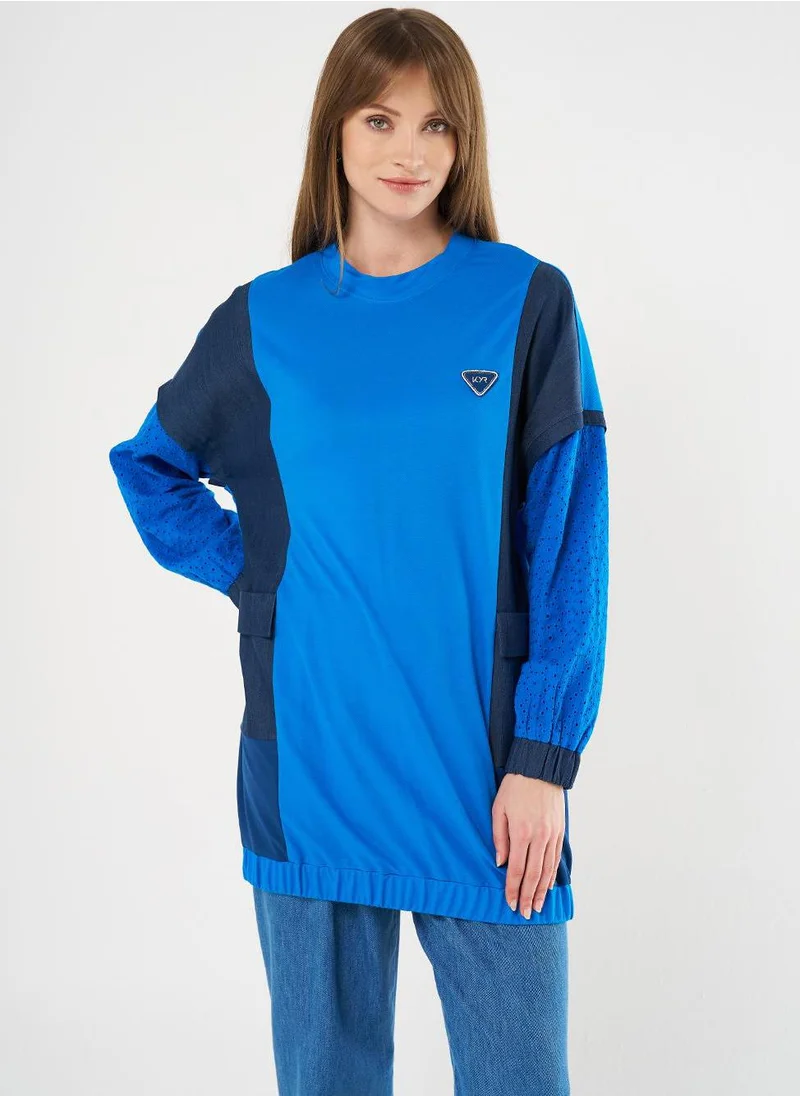 Kayra Embroidered Detailing Patch Pocket Sweatshirt in Cobalt Blue