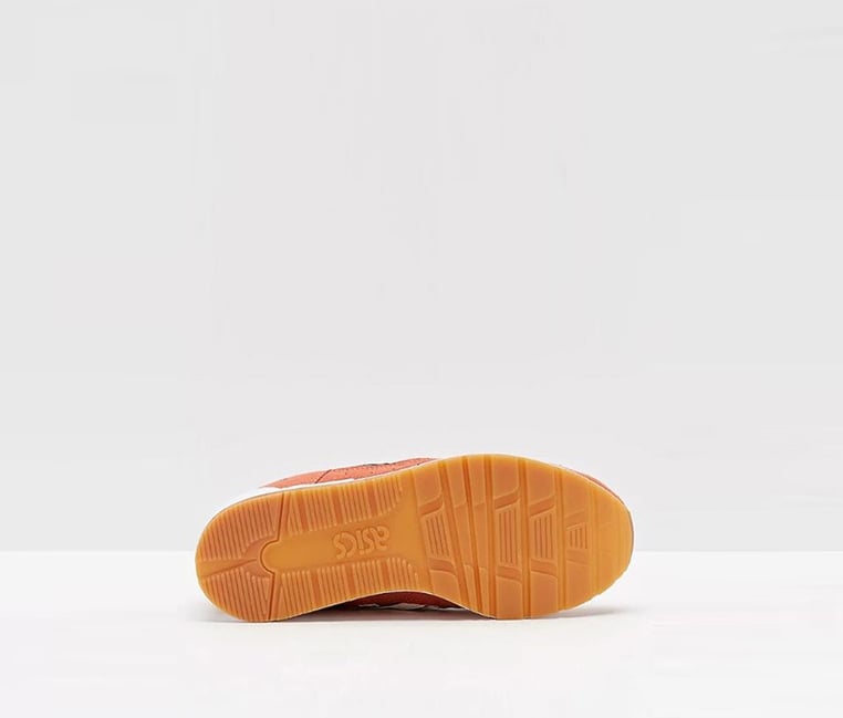 asics Girls Disney Gel Lyte Gs Shoes, Mango  - Image 4