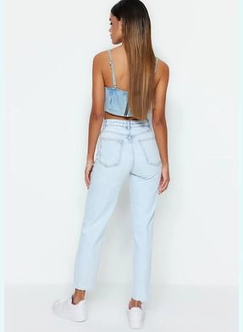trendyol Light Blue High Waist Slim Mom Jeans TWOSS23JE00094