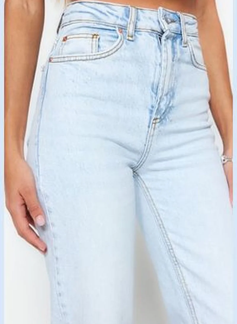 trendyol Light Blue High Waist Slim Mom Jeans TWOSS23JE00094