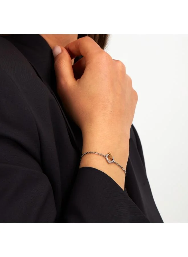 تروساردي سوار شعار تي