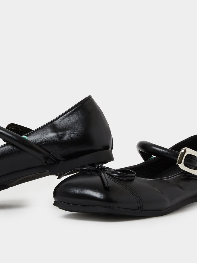 Styli Teen Girls Bow Detail School Shoes - Image 3