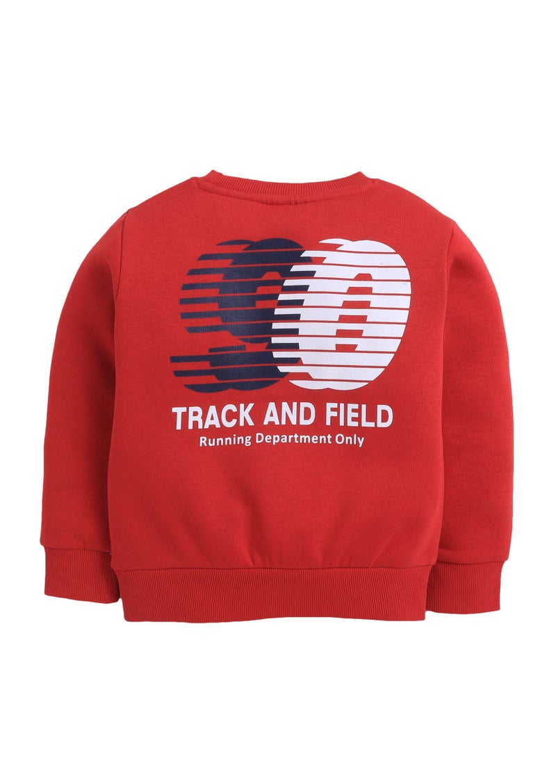 فكتور اند جين بلوزة رياضية حمراء للأولاد برسومات تراك آند فيلد - Image 3