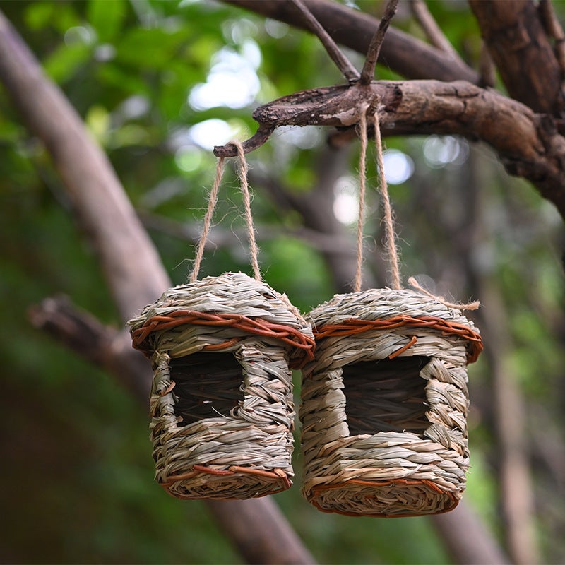 Handwoven Grass Bird Nest for Pets - Image 1