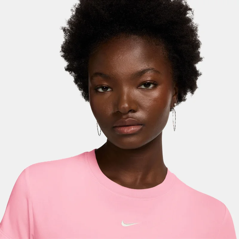 Nike Women's Sportswear Chill Knit Crop Top