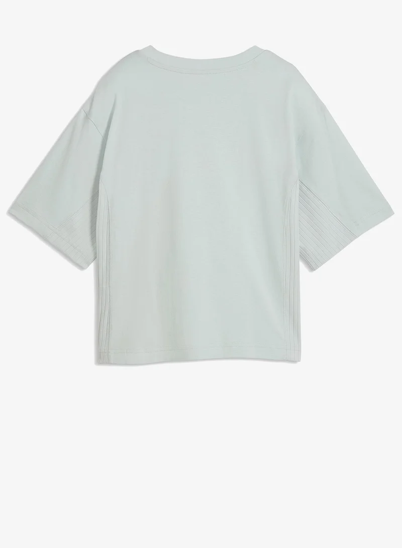 PUMA Her Relaxed T-Shirt