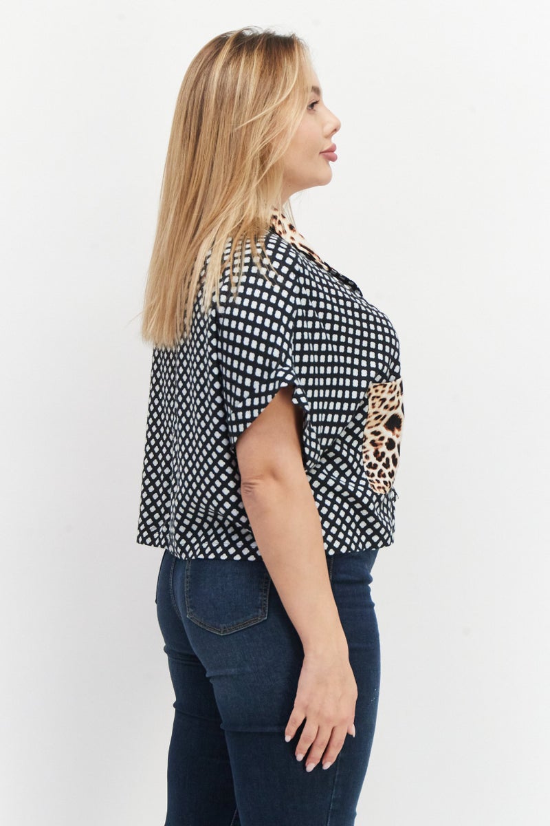 rvca Women Spread Collar Short Sleeves Allover Print Casual Shirt, Blue Combo - Image 4