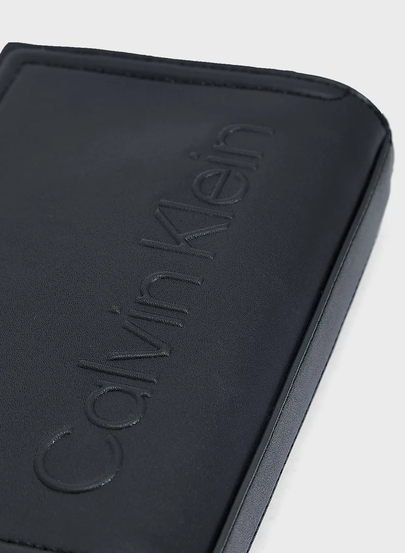 CALVIN KLEIN Minimal Hardware Crossbody Bag