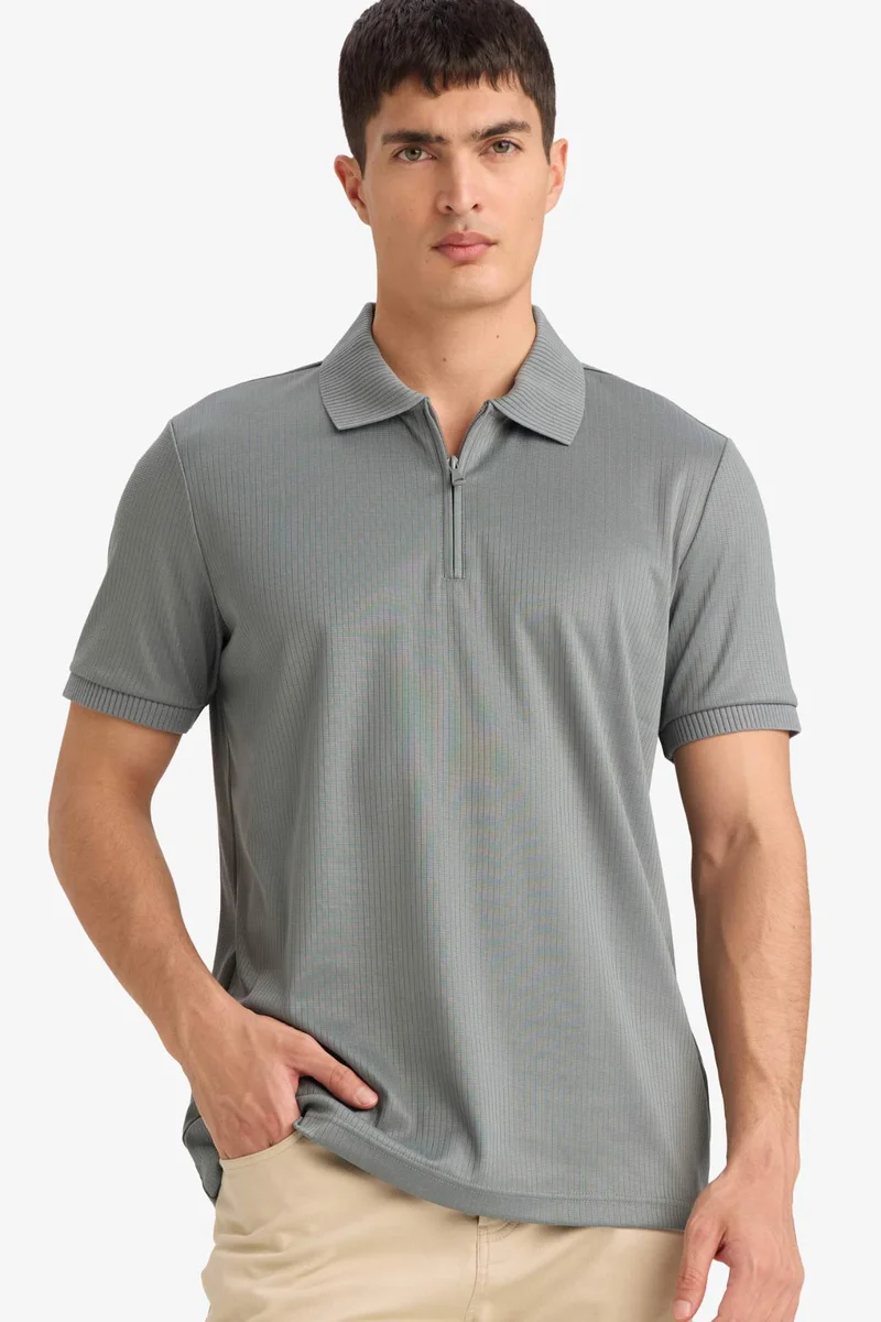 ديفاكتو Regular Fit Short Sleeves Polo T-shirt