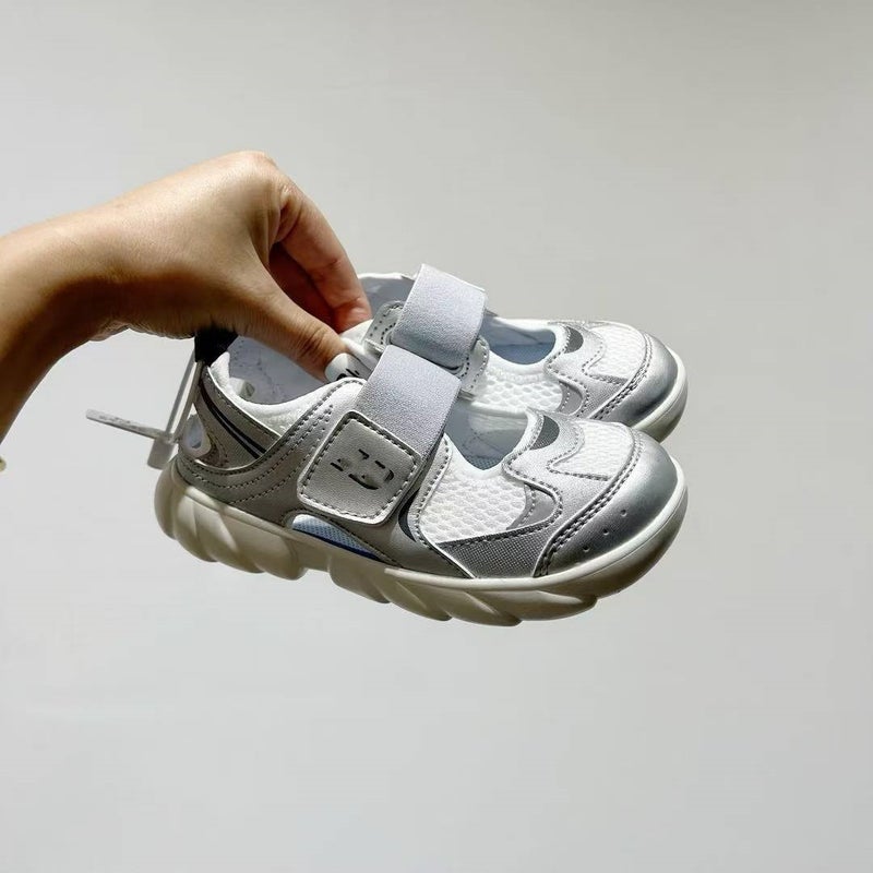 Putian New Nb920 Children'S Velcro Sandals Summer Outdoor Baotou Medium And Large Children'S River Tracing Shoes Beach Shoes For Men - Image 1