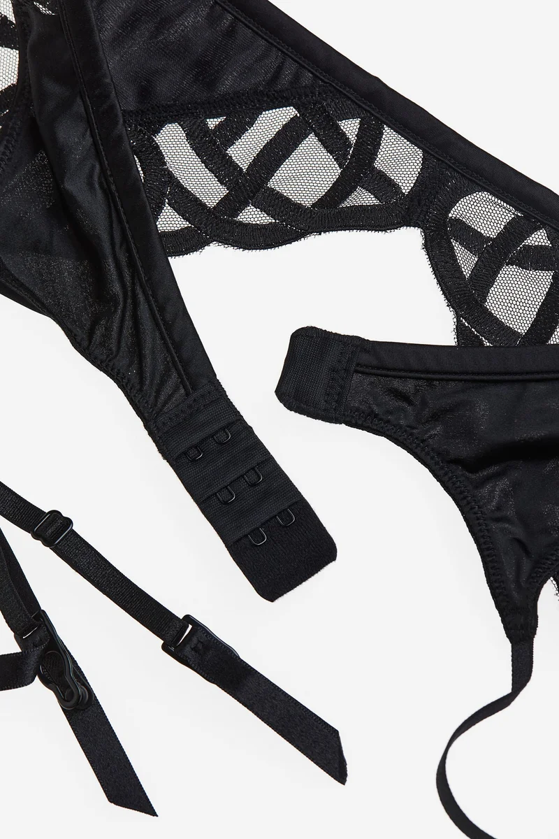 H&M Lace Suspender Belt
