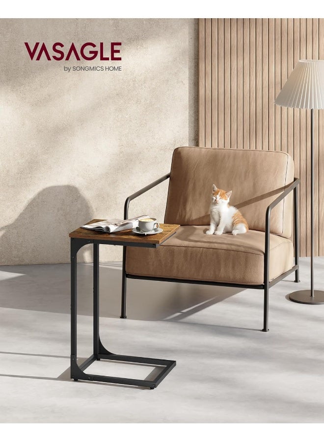 VASAGLE طاولة جانبية على شكل C من فاساجل، طاولة سرير، طاولة جانبية للكنبة، طاولة قهوة، بإطار معدني، صناعي، لغرفة المعيشة، غرفة النوم، بني ريفي وأسود - Image 2