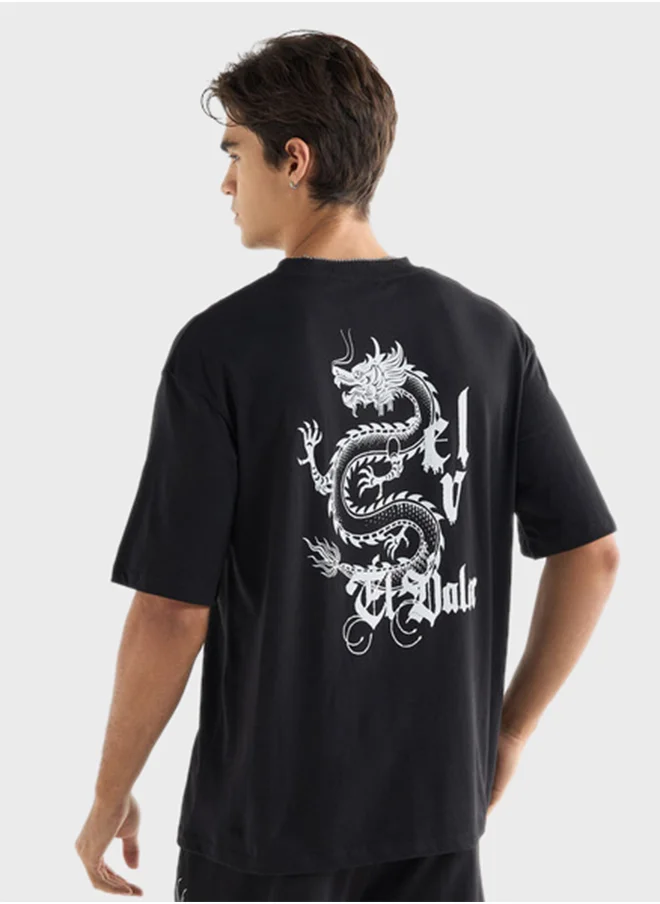 فاف Dragon Print T-Shirt With Crew Neck