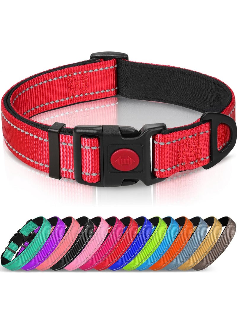 كيو تريبـل إيه طوق كلب عاكس مع حشوة ناعمة من النيوبرين وحلقة معدنية على شكل حرف D وطول قابل للتعديل، مصنوع من مادة النايلون الممتازة (اللون: أحمر) - Image 1