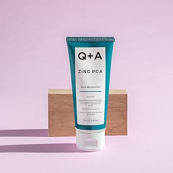Q+A QA Zinc PCA Daily Moisturiser Hydration and Oil Control with Zinc PCA Ginseng for Tackling Oily BlemishProne and Combination Skin Ensures Essential Moisture Without Clogging Pores 75ml - Image 3
