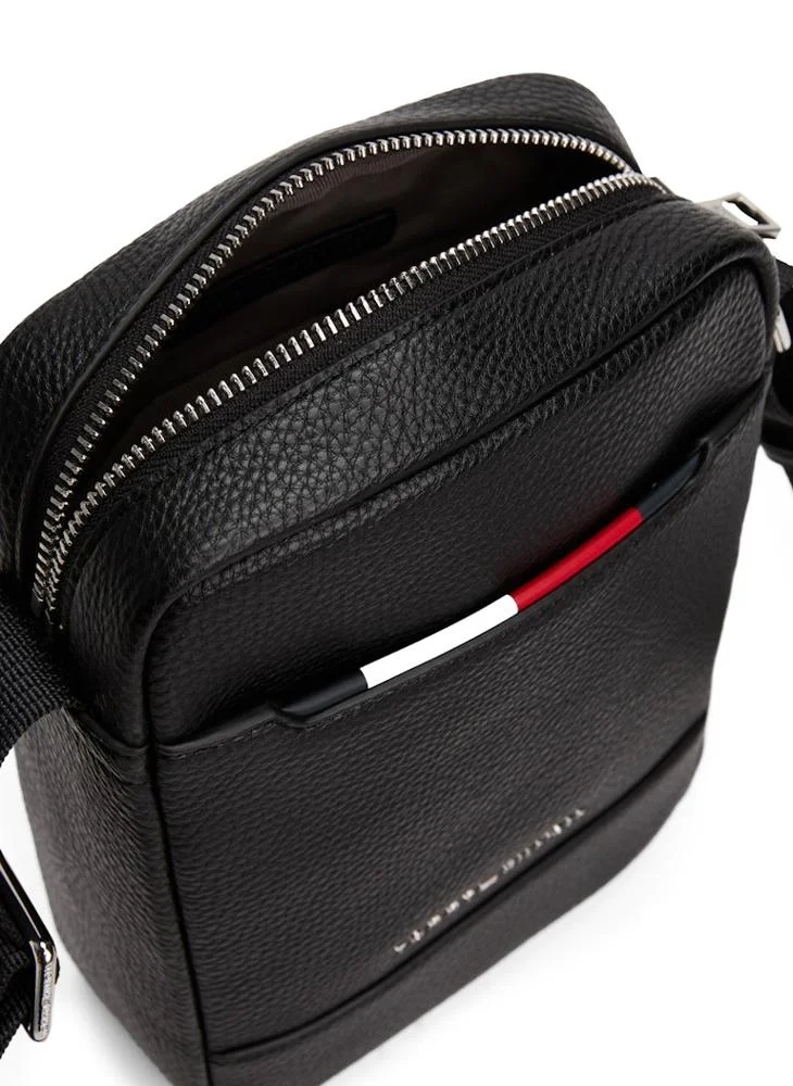 TOMMY HILFIGER Logo Detailed Zip Through Crossbody
