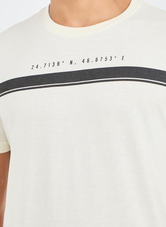 Styli Styli Contrast Panel Slogan Print Regular Fit T-Shirt with Badge Detail  - Image 3