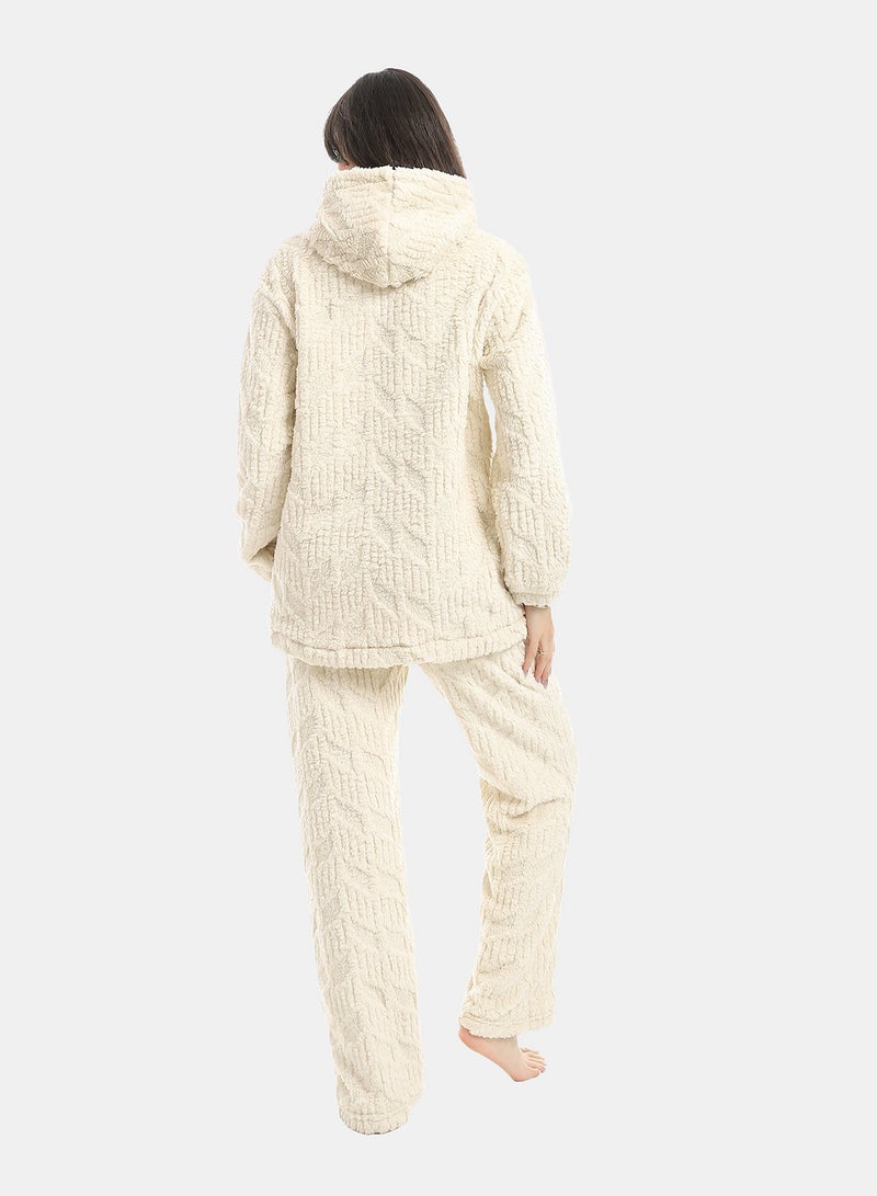 Andora Off White Long Sleeves Textured Velvet Hooded Pajama Set_White - Image 2