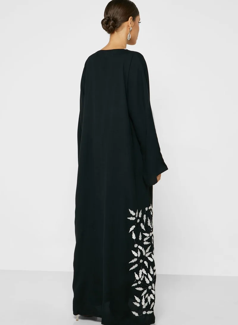 hayas closet Printed Classic Abaya