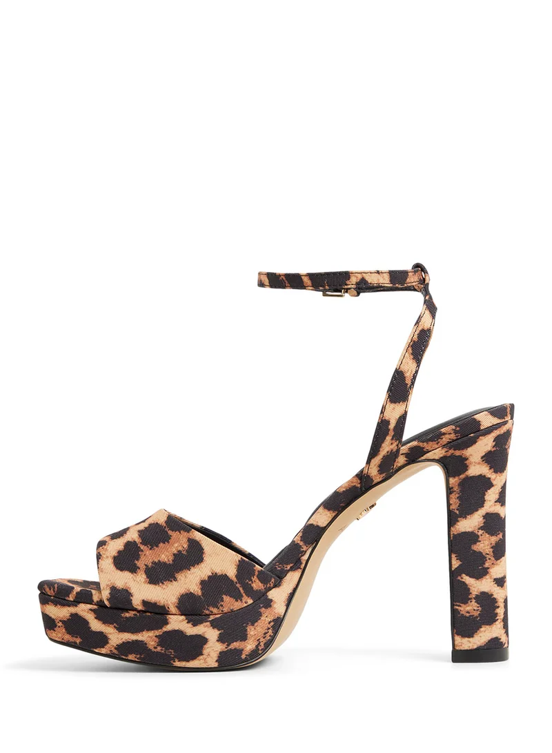 الدو Block heel sandals