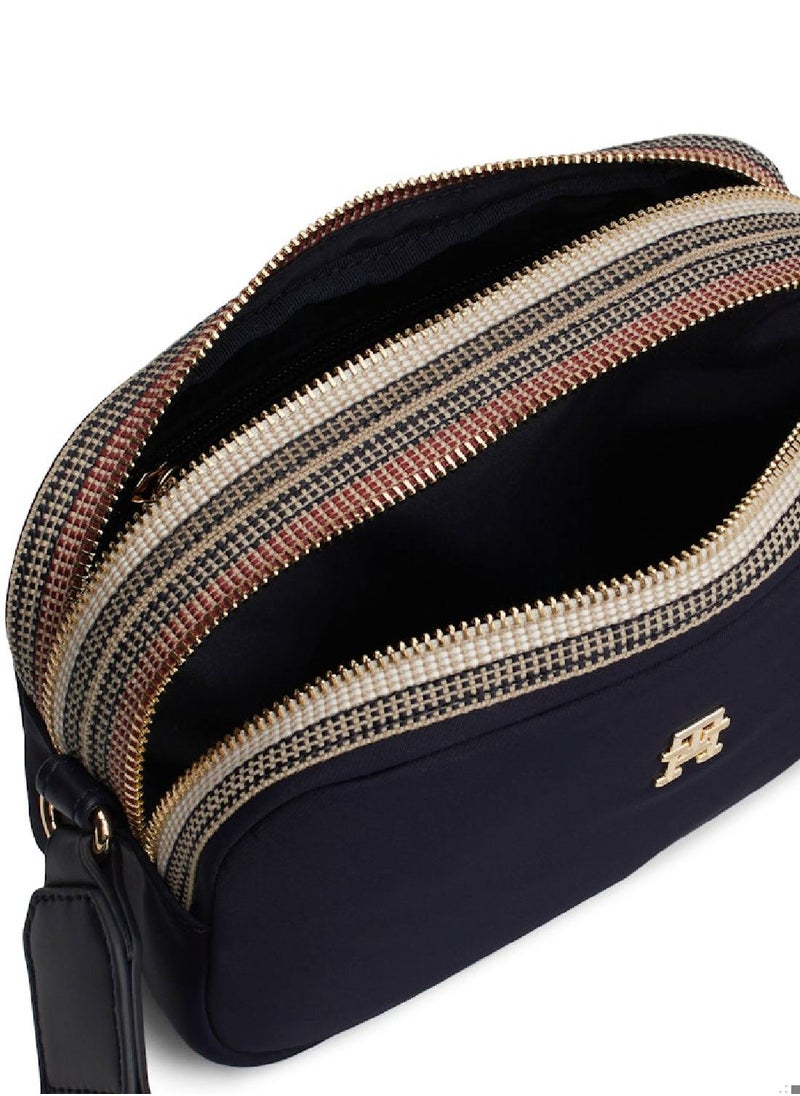 TOMMY HILFIGER Women's Signature Zip Camera Bag, Blue- Recycled Polyester  - Image 2