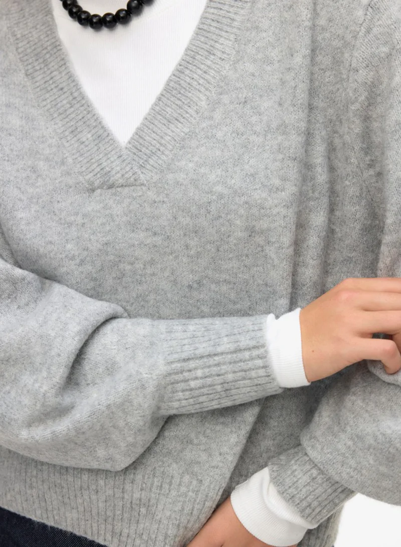 Vero Moda  Boom Long Sleeve V-Neck Pullover Sweater for Women | Best Price UAE
