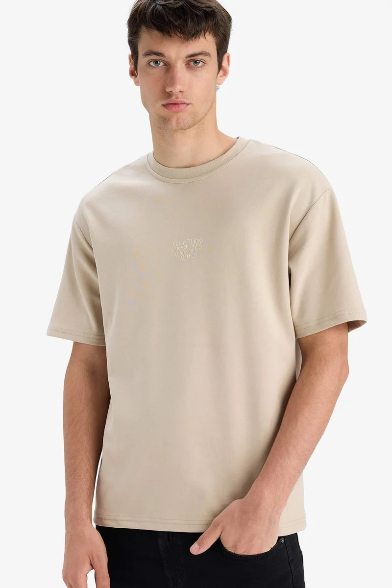 ديفاكتو Boxy Fit Crew Neck Printed Heavy Fabric T-Shirt