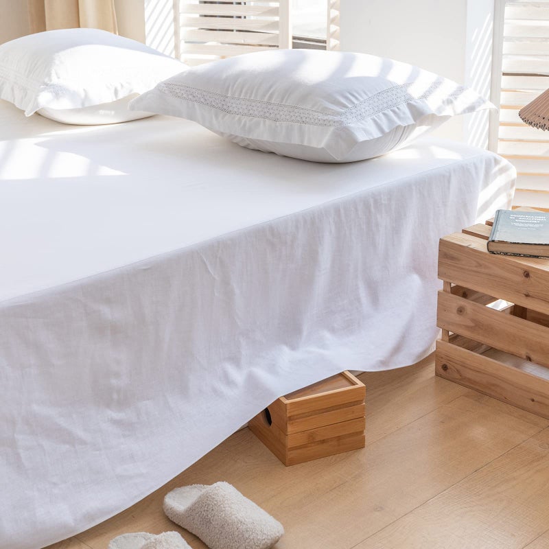 Biselina French Linen Bed Skirt مع زاوية مطوية مقاس 18 بوصة قطرة مصممة للقطن الطبيعي مزيج من الفراش المزرعة الغبار الناعمة (18 "" كوين الأساسي الأبيض) - Image 5
