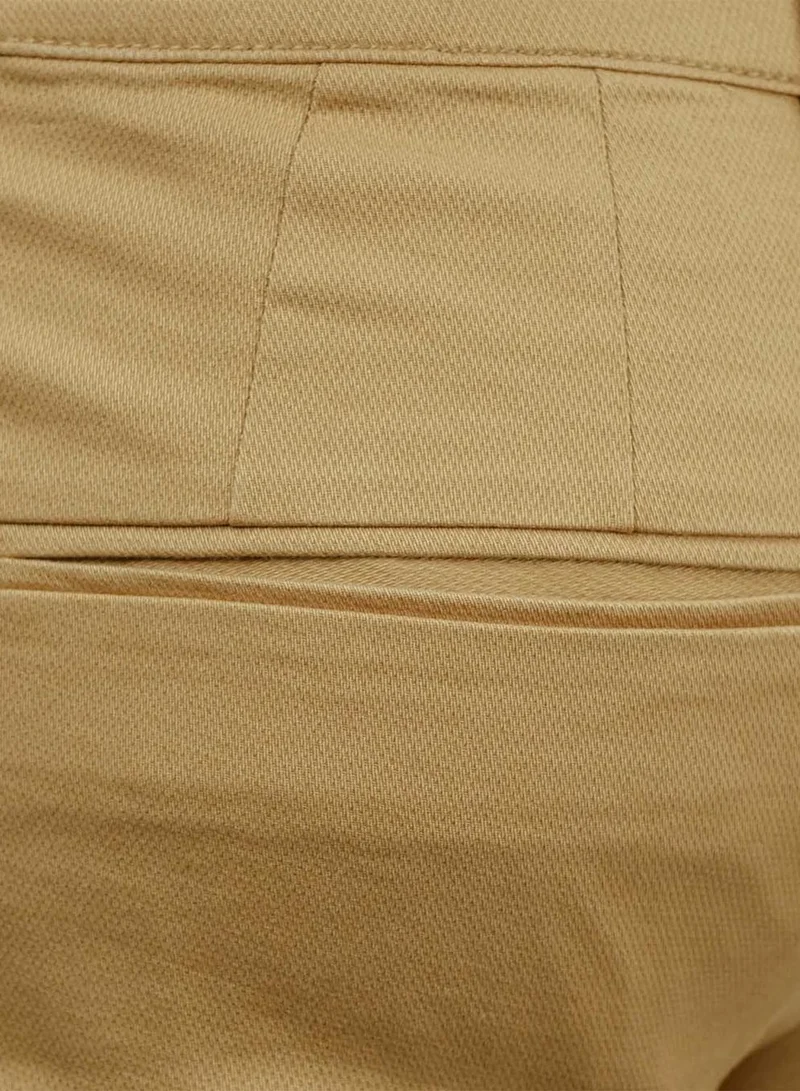 GIORDANO  Men's Low Rise Slim Fit Cotton Twill Khakis for Men | Best Price UAE