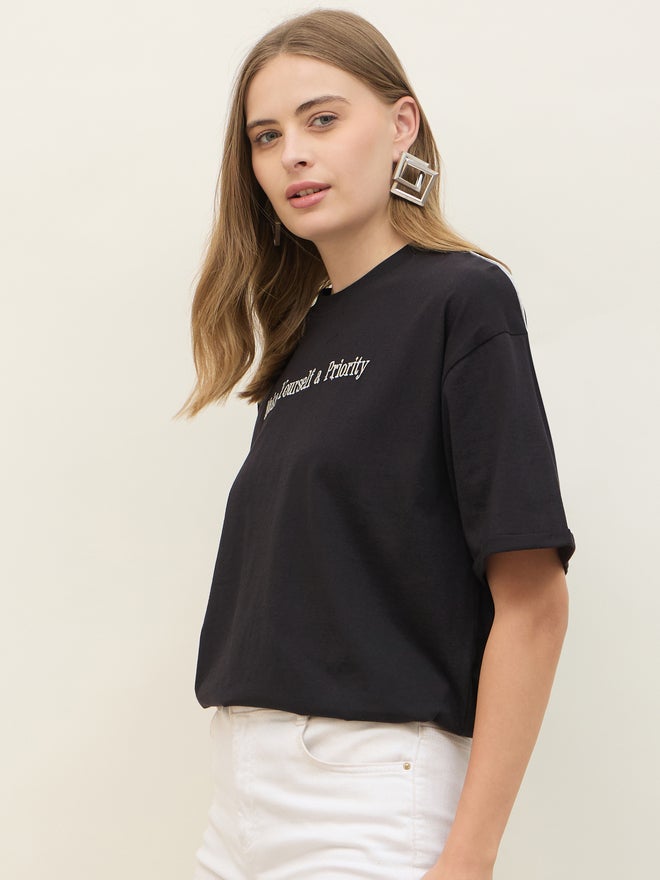 Styli Styli Embroidered Slogan Roll-Up Sleeves Oversized T-Shirt  - Image 3
