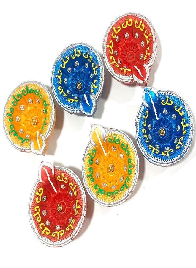 مجموعة من 6 مصابيح ديوالي بتصميم تقليدي. تُستخدم هذه المصابيح الملونة في احتفالات ديوالي منذ قرون. مصابيح طينية ملونة خاصة بعيد ديوالي، تُعدّ زينة مثالية لغرفة الصلاة في المعبد ولجميع الأعياد مثل ديوالي. - Image 2