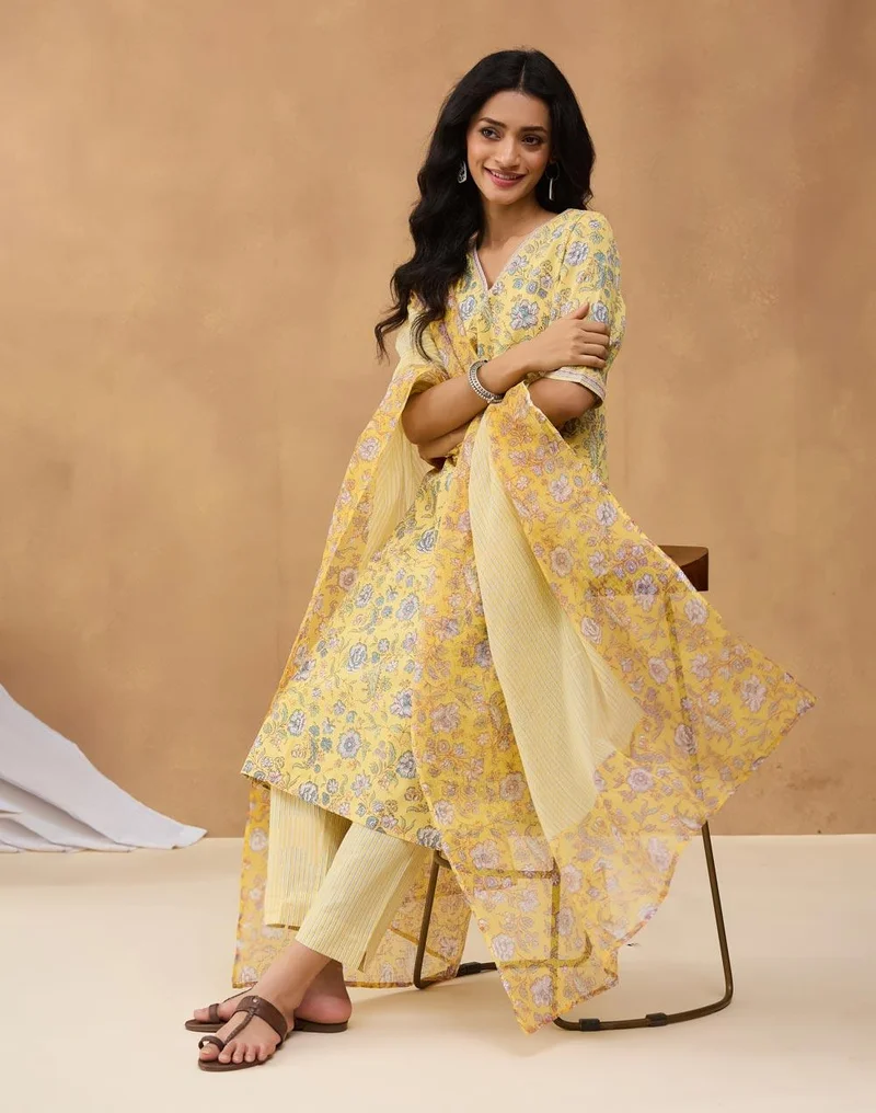 فاب انديا Yellow Cotton Printed Floral Pant, Dupatta & Kurta Set