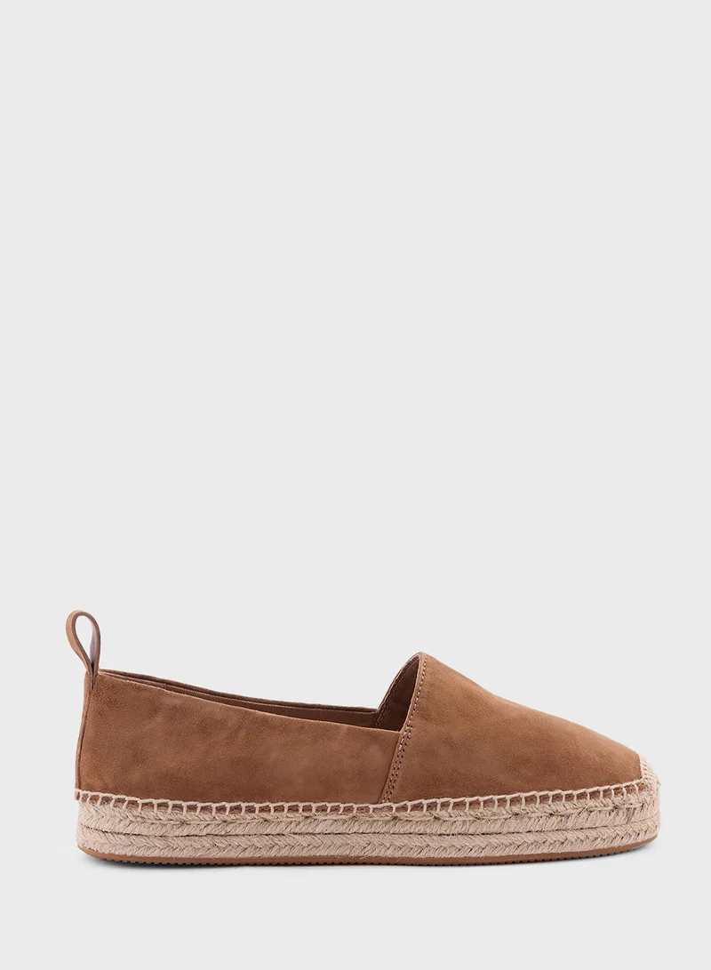 بوس Slip Ons Flat Shoes