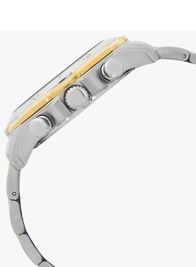 Guess Watch For Men W0746G3 - Image 3