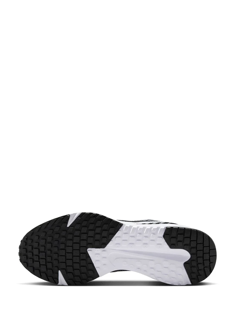 Nike Run Defy