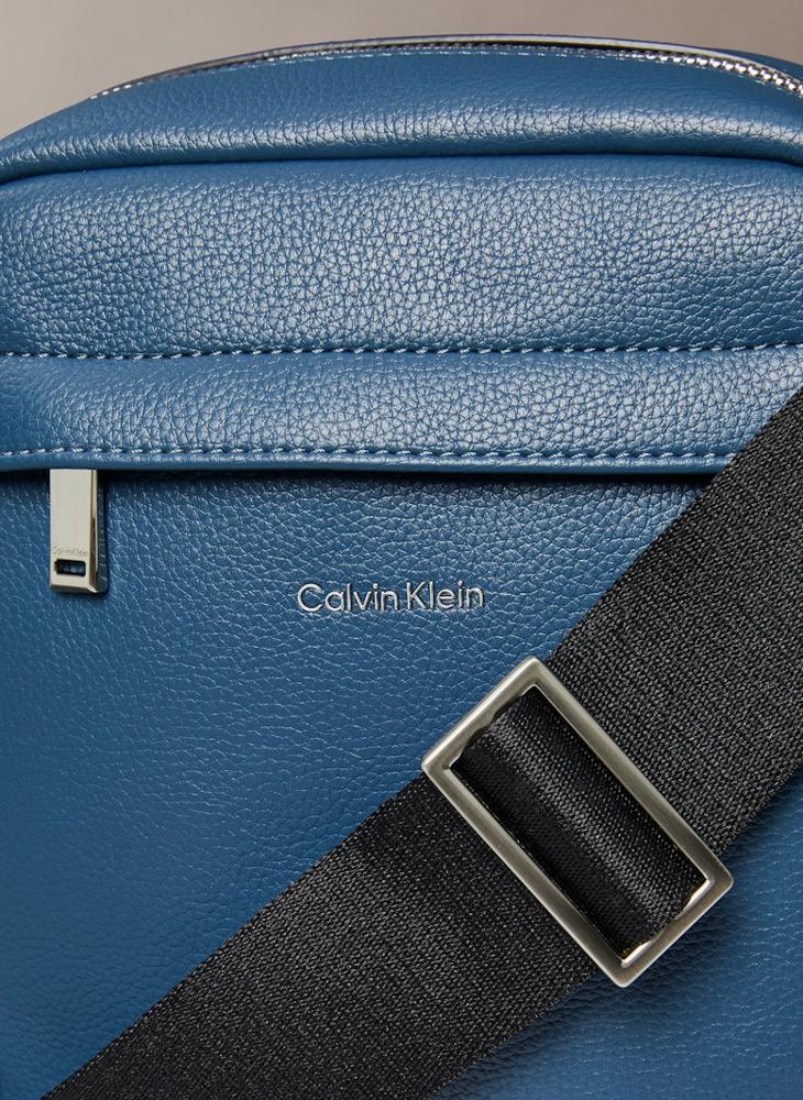 كالفن كلاين جينز المراسل المرتفع - Image 3