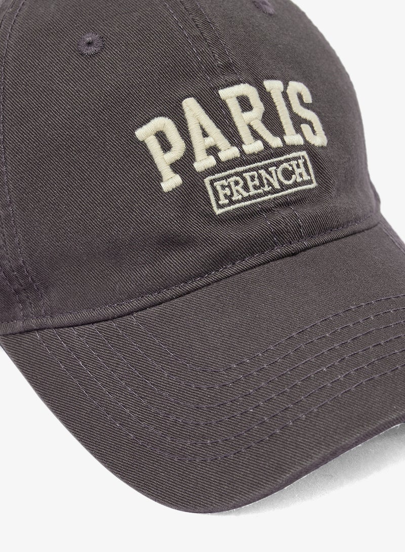 سفنتي فايف قبعة باريس مطرزة - Image 3