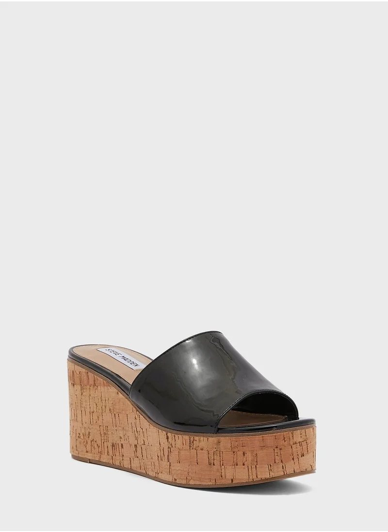 STEVE MADDEN Glossy Wedge Sandals